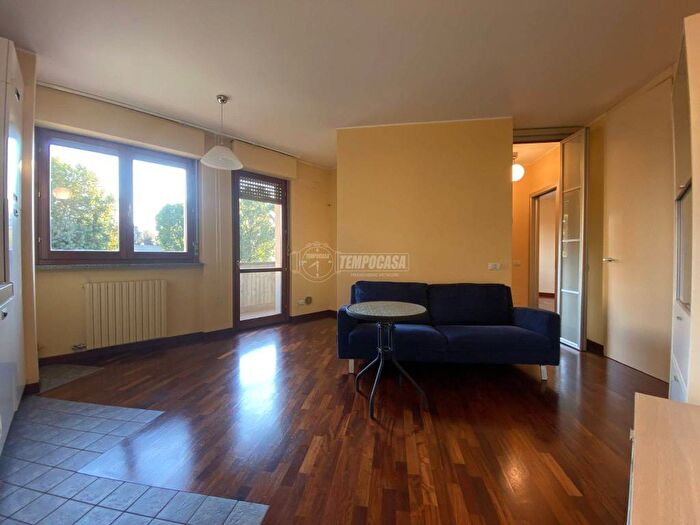 Appartamento bilocale in vendita in Piazza Savarè Luigi Don, Torretta Martinetta San Grato, Lodi