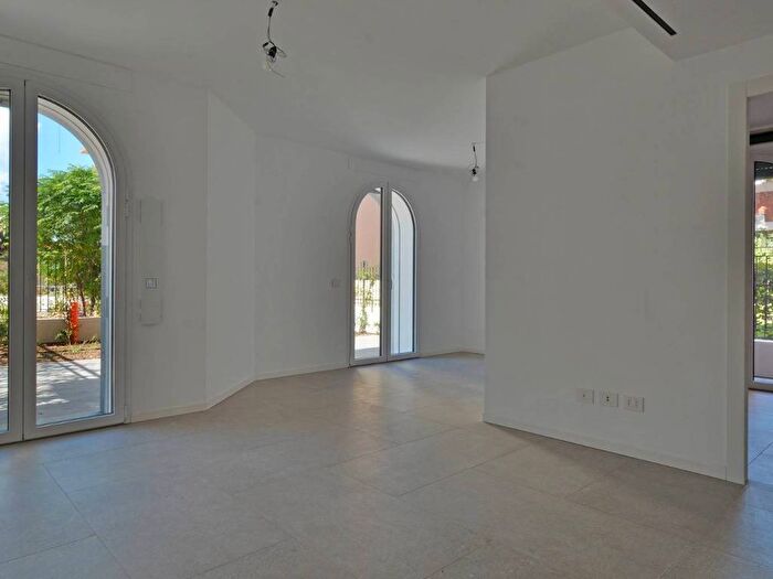 Appartamento quadrilocale in vendita in Corso Italia, Centro, Bordighera