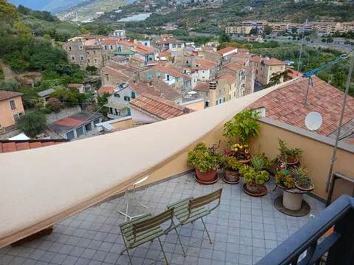 Casa quadrilocale in vendita in Via Interna, Piani Torrazza, Imperia