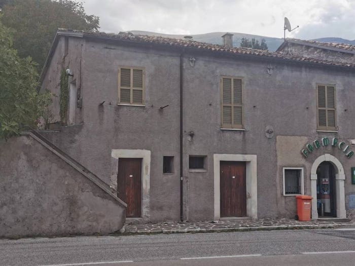Appartamento trilocale in vendita in Via della Stazione, Civita d'Antino