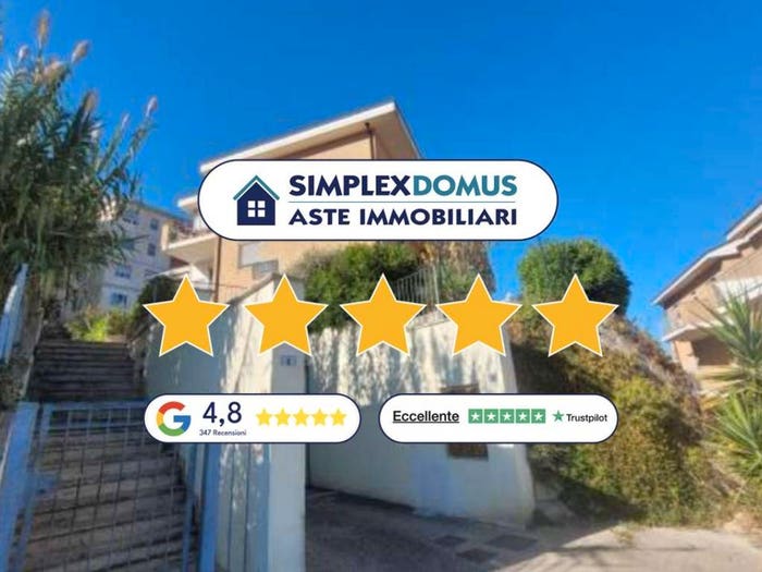 Appartamento con 5 locali in vendita in Via Remo Pagnanelli, Centro, Macerata