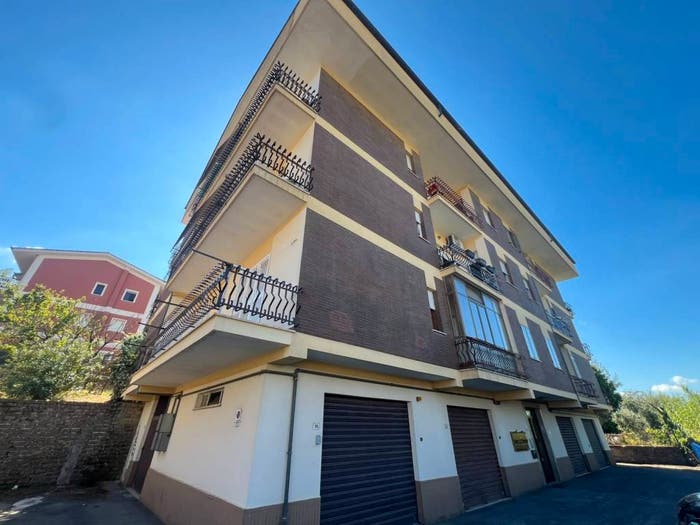Appartamento trilocale in vendita in Viale Antonio Gramsci, Centro, Lanuvio