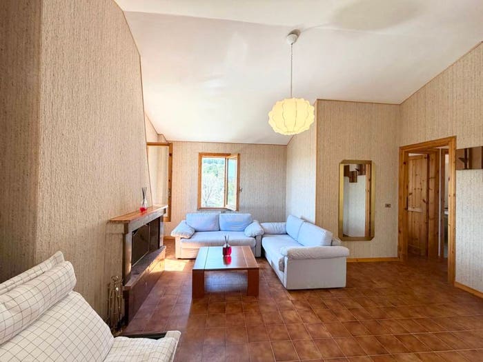 Appartamento quadrilocale in vendita in Via Capocroce snc, Centro, Rocca di Cambio