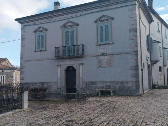 Casa con 6 locali in vendita in Piazza Municipio, Santa Croce del Sannio