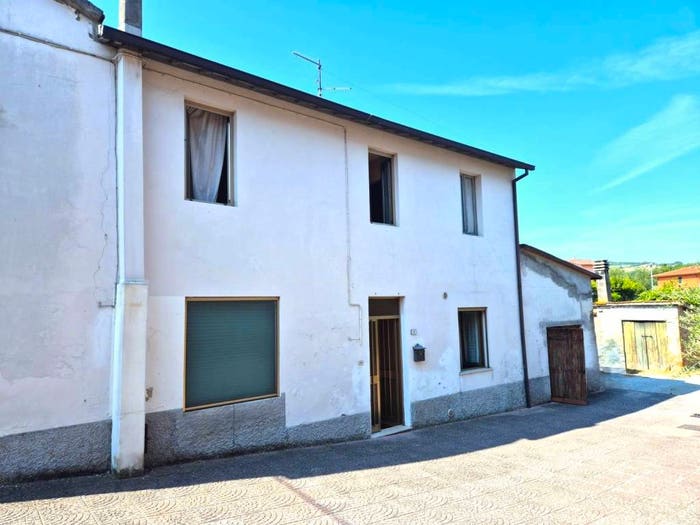 Casa con 6 locali in vendita in Cà Gallo, Montecalvo in Foglia