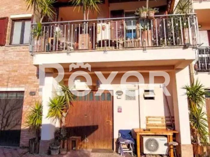Casa con 6 locali in vendita in Via Vittorio Veneto, Centro, Mondolfo