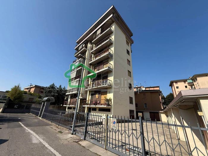 Appartamento trilocale in vendita in Viale Umbria, San Bernardo Olmo, Lodi