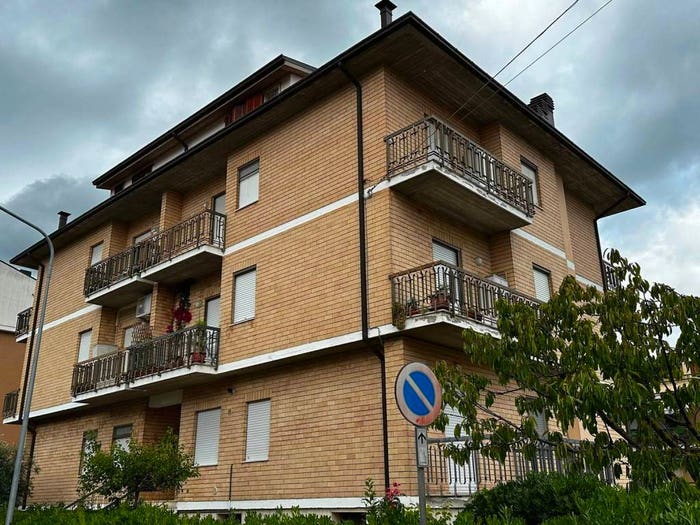 Appartamento quadrilocale in vendita in Via Cagliari, La Pigna Pigna Bassa, Folignano