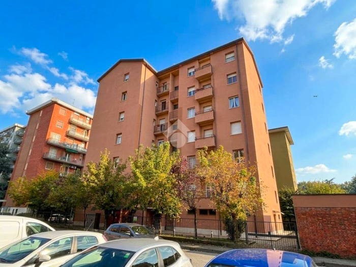 Appartamento quadrilocale in vendita in Via Santorre di Santarosa, San Giovanni, Rho