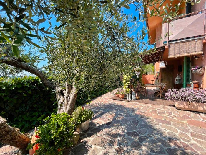 Casa con 5 locali in vendita in Via Falciano, Buggiano