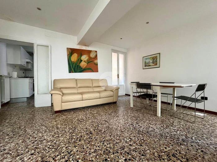 Appartamento trilocale in vendita in Via carlo speranza, Centro, Cremona