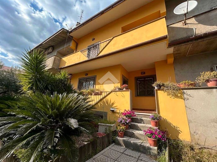 Casa trilocale in vendita in Via Calatafimi, Cava dei Selci, Marino