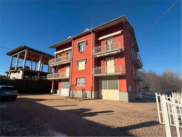 Appartamento con 5 locali in vendita in Vasco, Monastero di Vasco