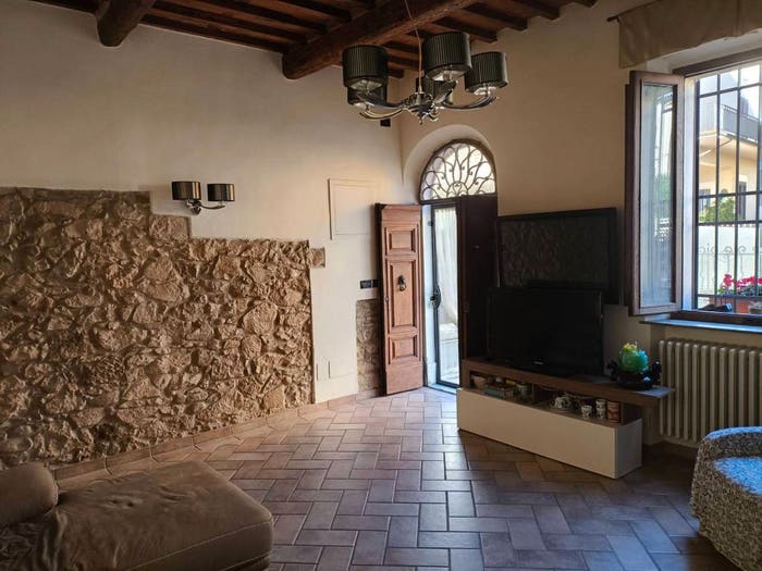 Casa quadrilocale in vendita in Piazza Giuseppe Giusti, Centro, Monsummano Terme