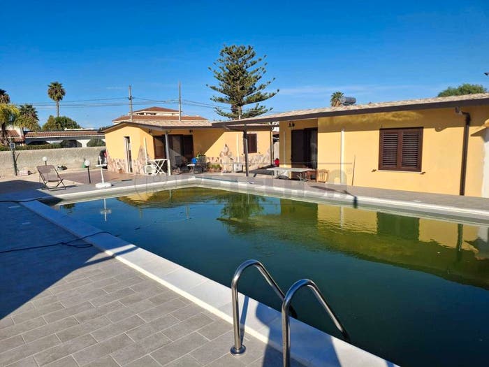 Casa trilocale in vendita in Fanusa, Siracusa