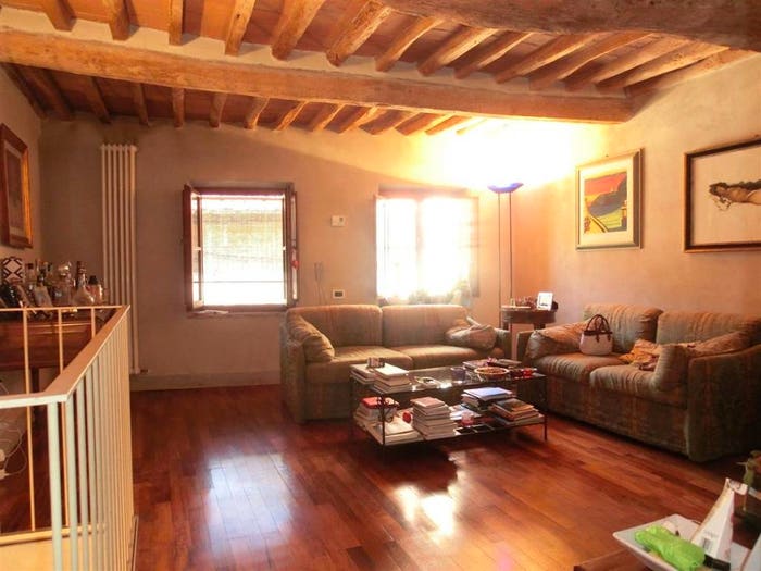 Casa con 5 locali in vendita in Via Don Giovanni Minzoni, Centro, Calci