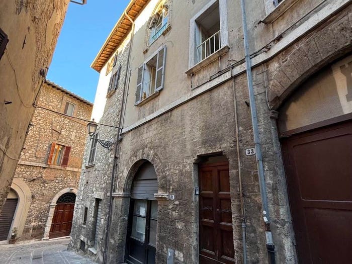 Appartamento con 5 locali in vendita in Via Settembre, Centro, Narni