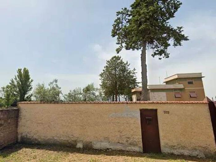 Casa con 6 locali in vendita in Via Campo Di Grazia, San Vittorino, Roma