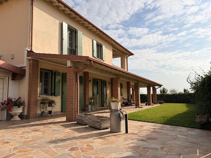 Casa con 5 locali in vendita in Via Giulio Orombelli, Centro, Castelverde