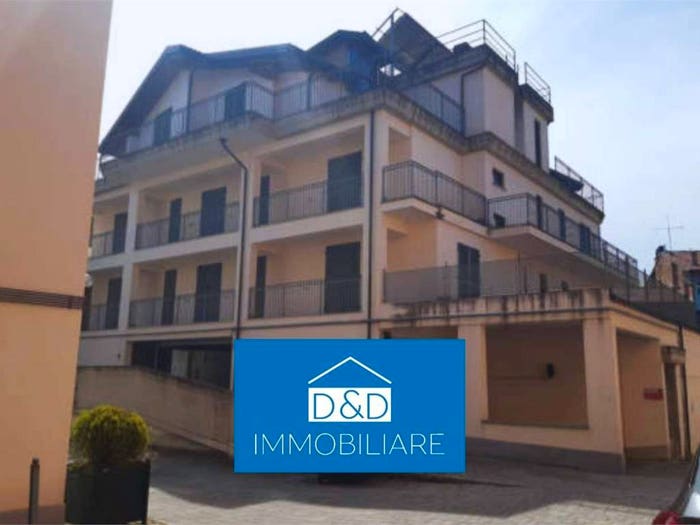 Casa con 6 locali in vendita in Via San Carlo, Nizza Monferrato