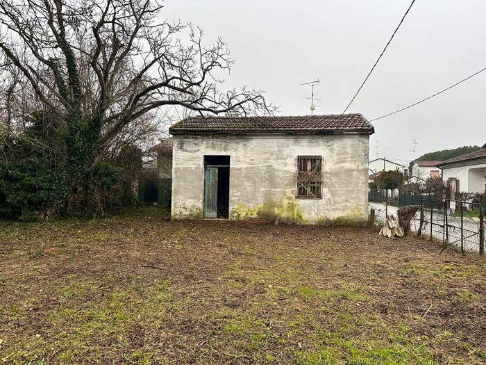 Casa quadrilocale in vendita in Carraia Bezzi, Piangipane Santerno, Ravenna