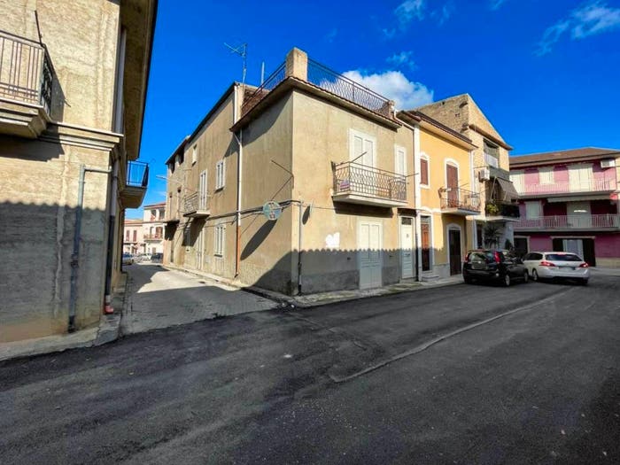 Casa monolocale in vendita in Campobello di Licata