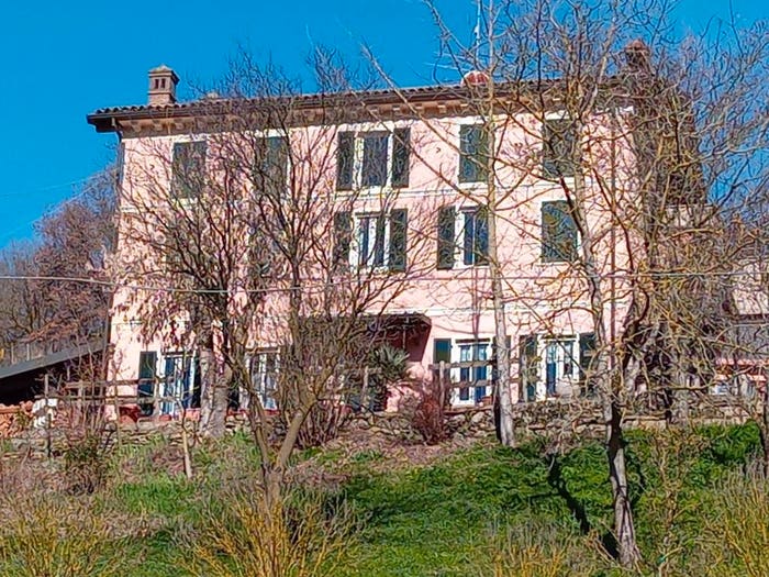 Casa con 6 locali in vendita in Frazione Ronchi, Mornico Losana
