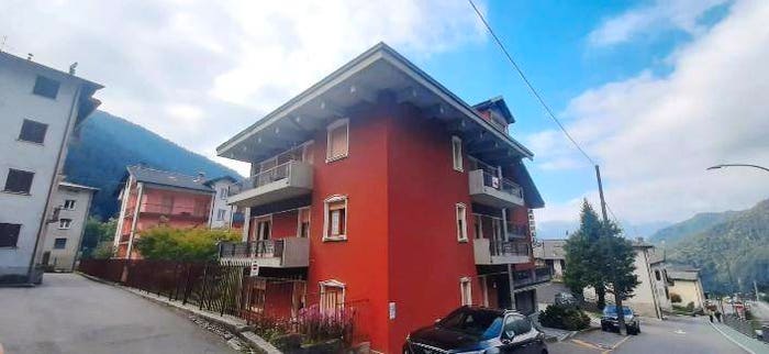 Appartamento bilocale in vendita in Via Settembre, Piazzatorre