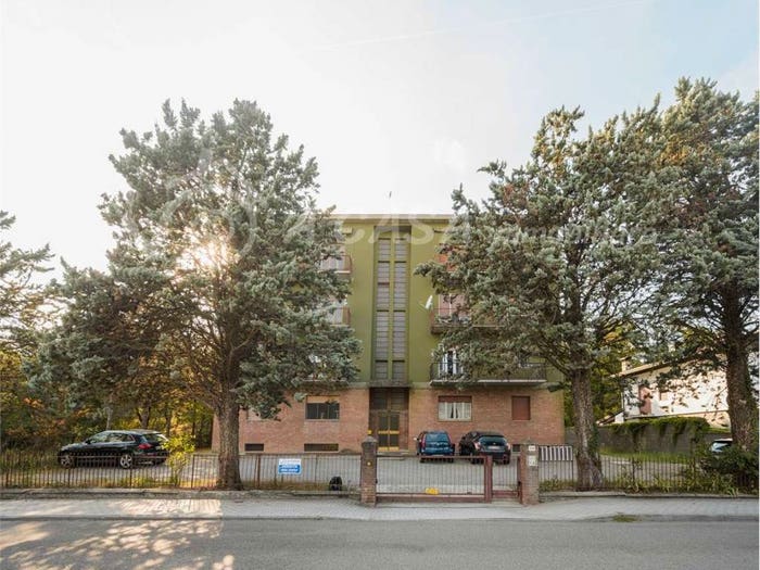 Appartamento con 5 locali in vendita in strada fondovalle, Centro, Solignano
