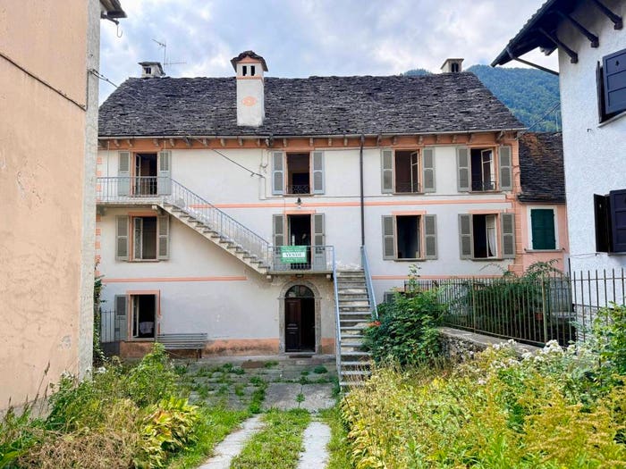Case in Vendita e in Affitto - 2