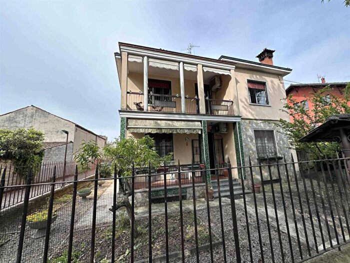 Casa con 5 locali in vendita in Via Morzenti, Centro, Sant'Angelo Lodigiano