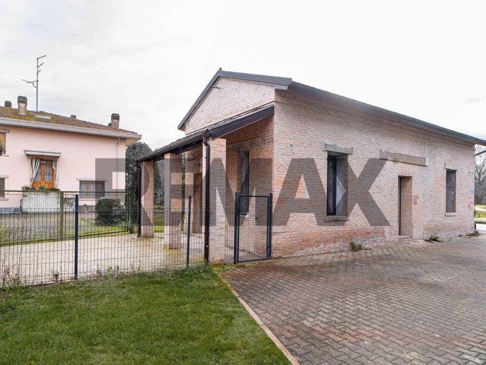Casa bilocale in vendita in Via Francesco Schianchi, Vigatto, Parma