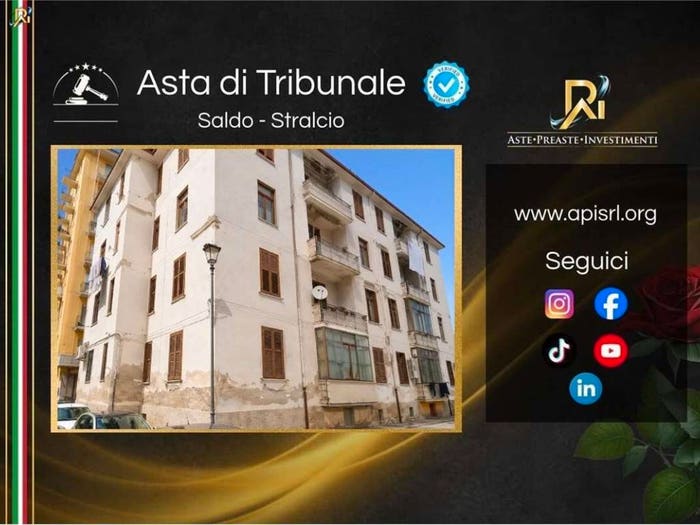 Appartamento trilocale in vendita in Via Indipendenza, Centro, Battipaglia