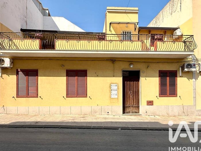 Casa con 6 locali in vendita in Via mameli, Centro, Avola