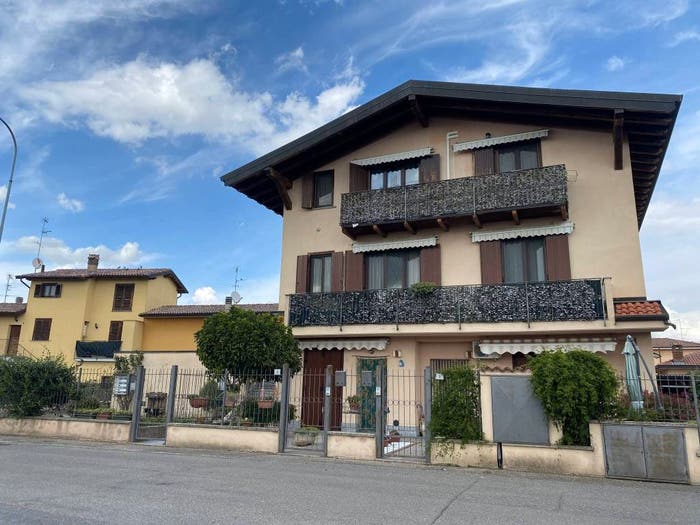 Appartamento trilocale in vendita in Via San Riccardo Pampuri, Centro, Trovo