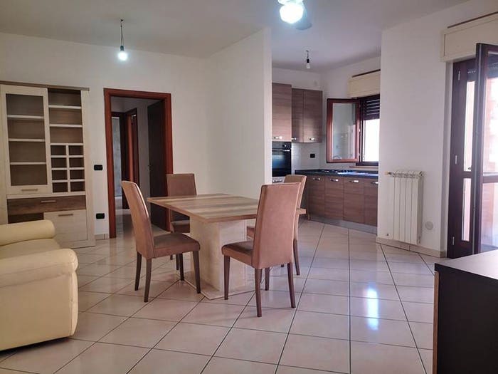 Appartamento trilocale in vendita in Via Portogallo, Semicentro, Aprilia