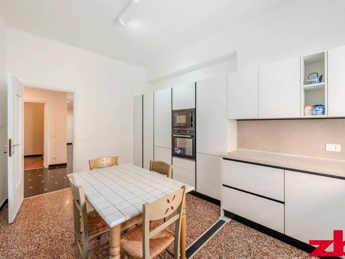 Appartamento con 5 locali in vendita in Via Orsini, Albaro, Genova