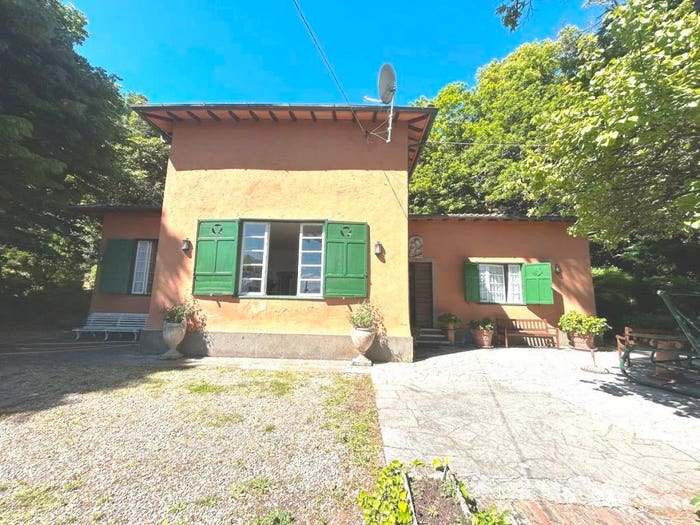 Casa con 6 locali in vendita in Via Monte Compatri, Centro, Monte Porzio Catone