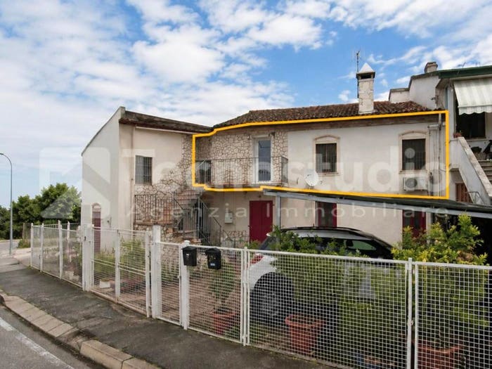Appartamento bilocale in vendita in Via Teonghio, Centro, Orgiano