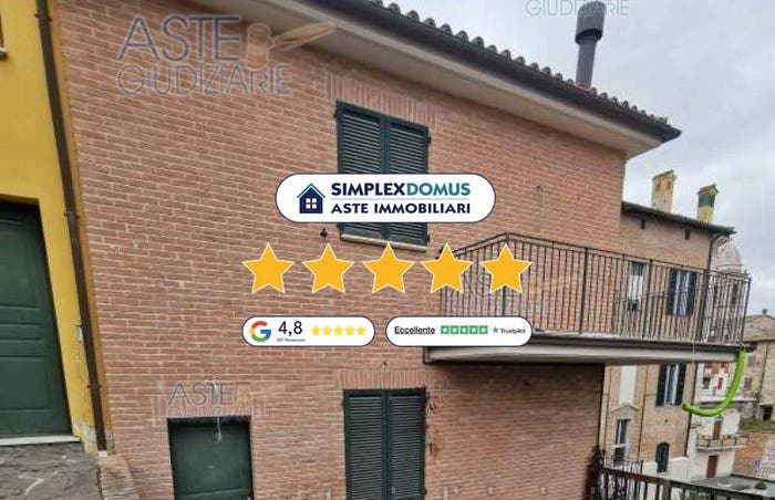 Appartamento quadrilocale in vendita in Padre Stanislao Melchiorri, Centro, Cerreto d'Esi