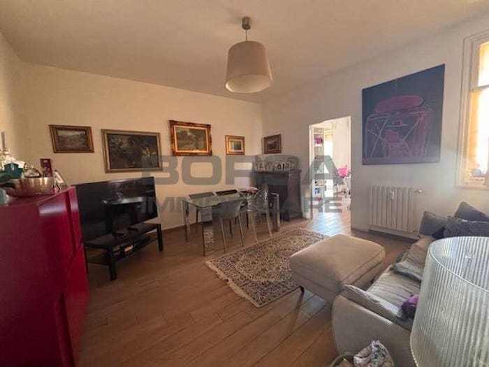 Appartamento quadrilocale in vendita in Via Enrico Mayer, Attias Marconi, Livorno