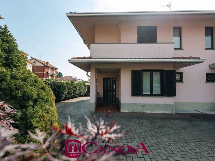 Casa trilocale in vendita in Vertemate con Minoprio