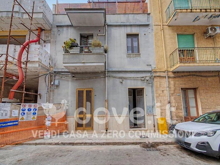 Appartamento quadrilocale in vendita in Via Romolo, Commenda, Brindisi