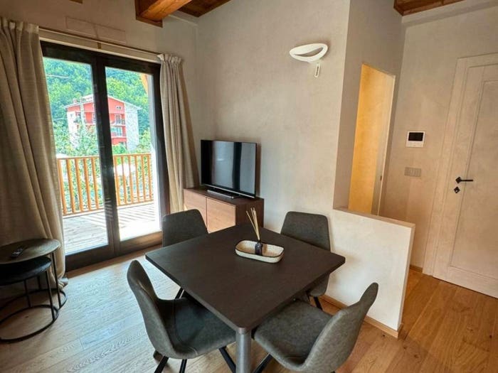Appartamento bilocale in vendita in Via Umberto I, Vernante
