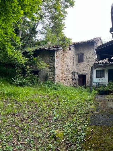 Casa quadrilocale in vendita in Via Sassoguidano, Pavullo nel Frignano