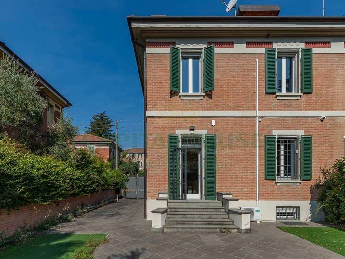 Casa con 6 locali in vendita in Saragozza fuori Porta, Bologna