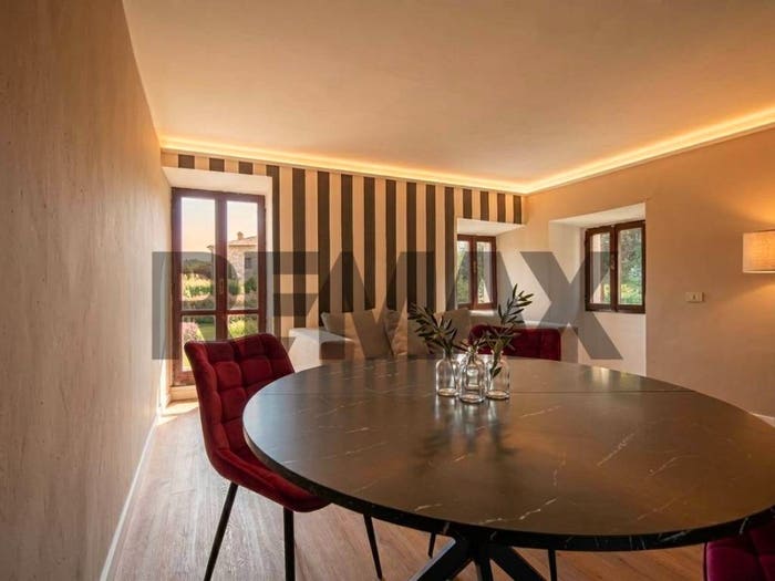 Appartamento trilocale in vendita in Via Umberto, Centro, Massino Visconti