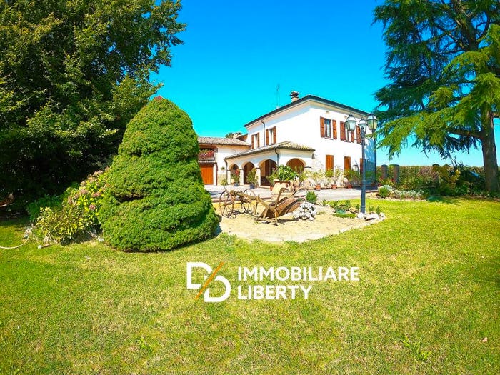 Casa con 5 locali in vendita in Località San Faustino, San Faustino, Fidenza