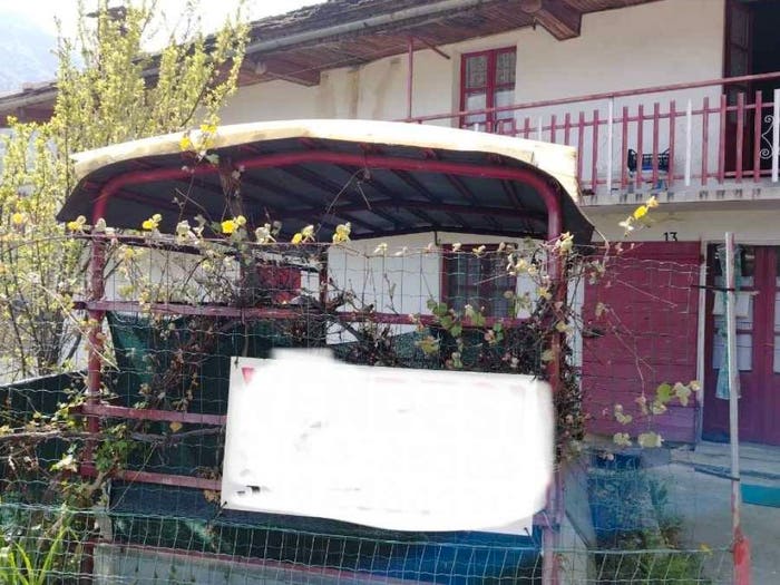 Casa con 6 locali in vendita in Via Villaretti, Centro, Lemie