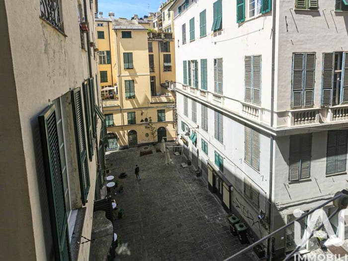 Appartamento quadrilocale in vendita in Salita Pollaiuoli, Molo, Genova